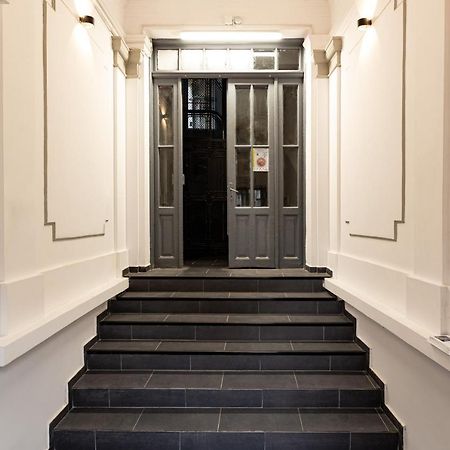Apartamento Qult - Misty Night Bucarest Exterior foto