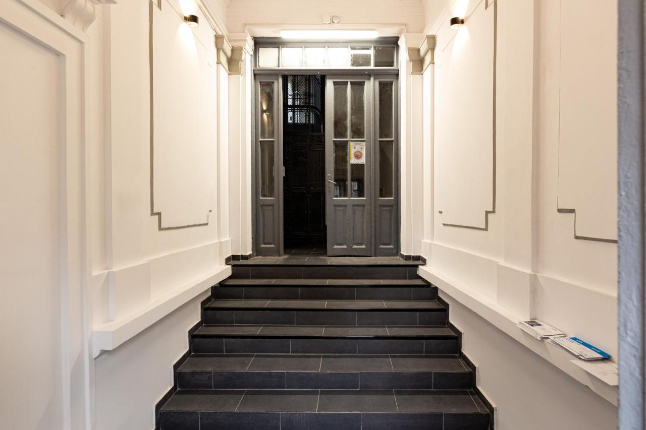 Apartamento Qult - Misty Night Bucarest Exterior foto
