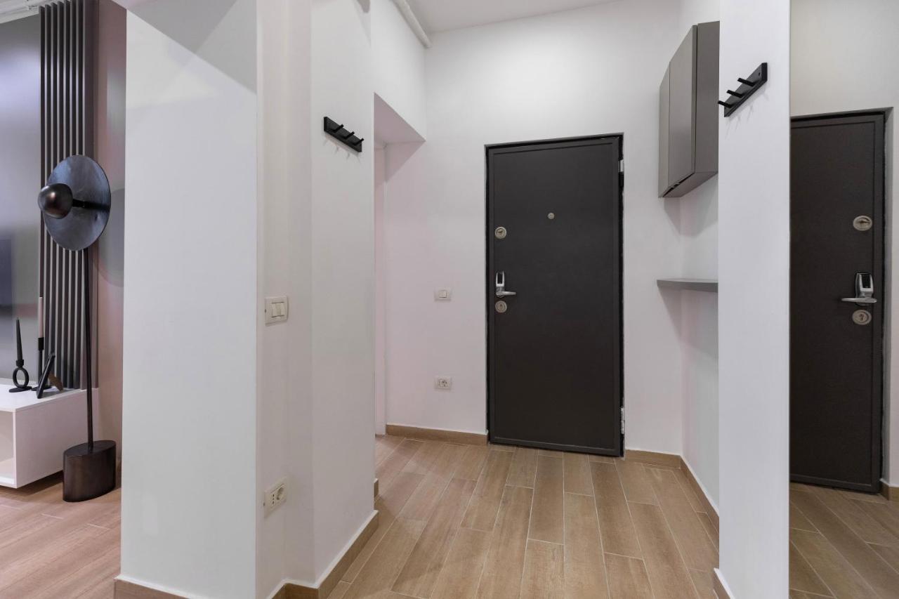 Apartamento Qult - Misty Night Bucarest Exterior foto